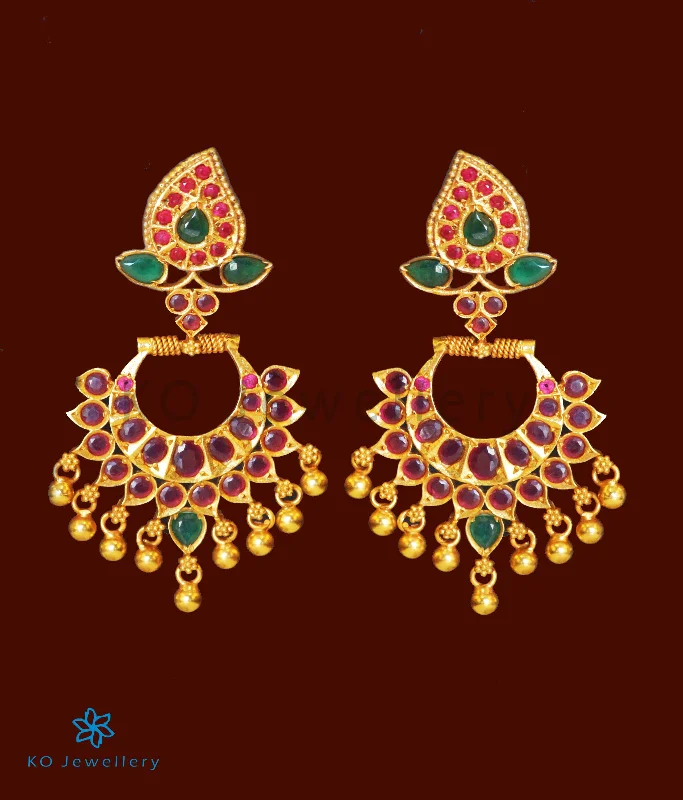 Ladies earrings for calm days -The Pratihara Silver Chand Bali Earrings