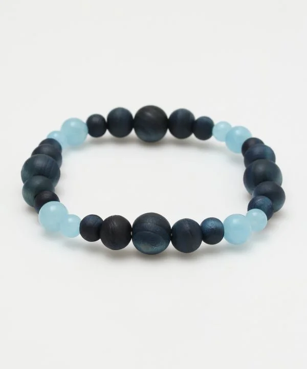 ladies-trendy-pearl-bracelets-AIZOME Indigo Dyed Cypress x Aquamarine Bracelet