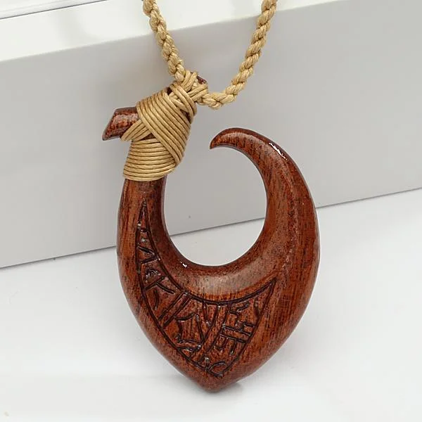 ladies-gift-gold-necklaces-Hawaiian Koa Wood Fish Hook(Makau) Necklace(L)