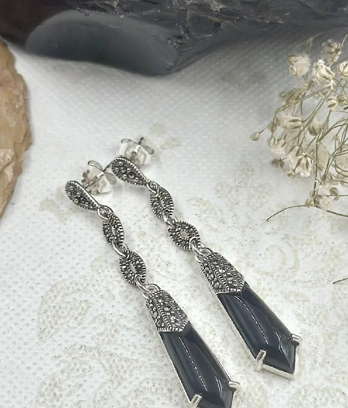 Ladies earrings with lime serpentine -The Silver Marcasite Earrings (Black)