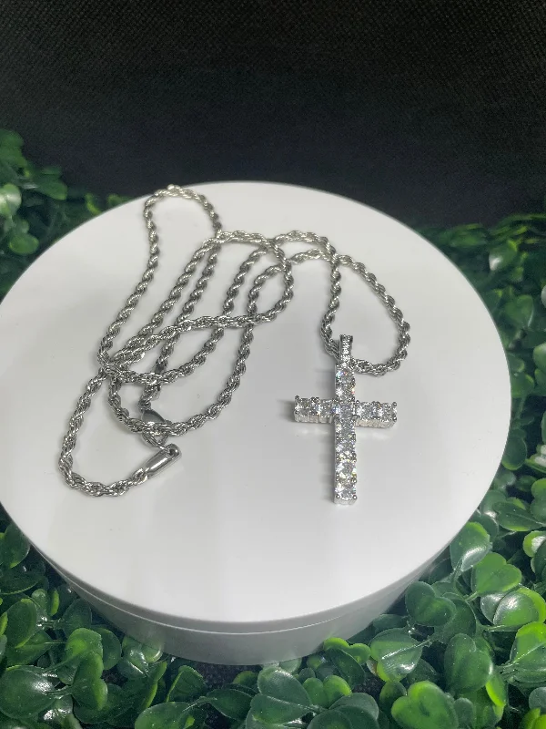 ladies-handmade-pearl-necklaces-Men cross necklaces