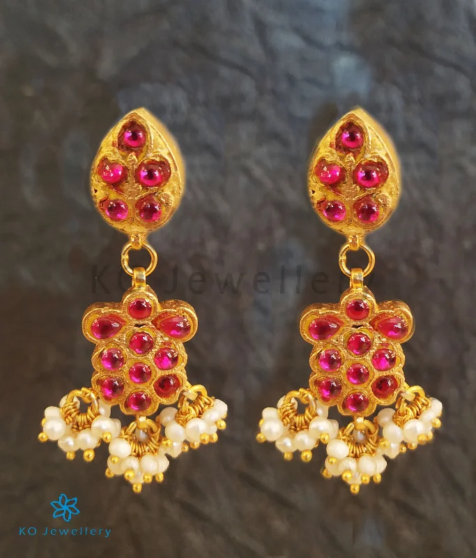 Ladies earrings for adventurers -The Laiba Silver Kundan Earrings