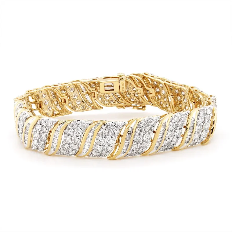 ladies-gift-diamond-bracelets-YELLOW GOLD BRACELET WITH 10 CARATS OF DIAMONDS