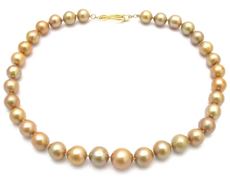 ladies-trendy-silver-necklaces-Golden Pearl Collar Necklace