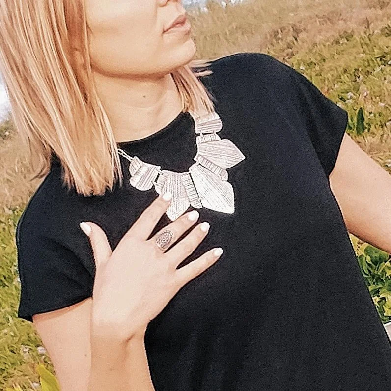 ladies-trendy-silver-necklaces-Emine Collar boho necklace