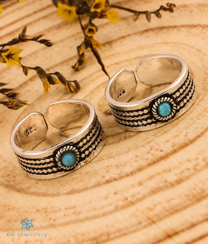 Ladies rings for medics -The Anupa Silver Toe-Rings (Turquoise)