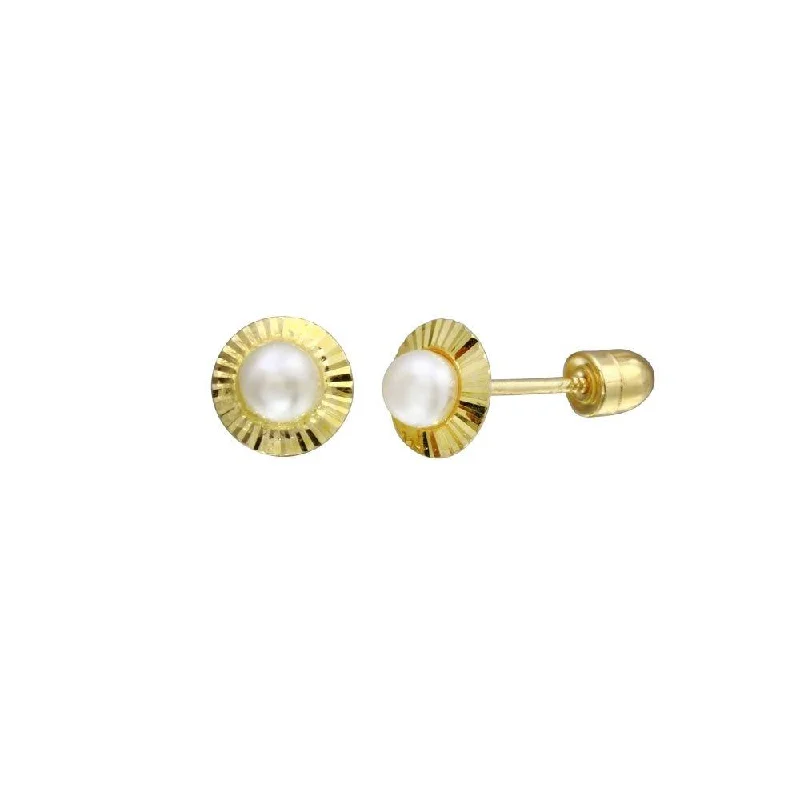 Ladies earrings for market days -14E00054. - 14 Karat Yellow Gold 2.8mm Pearl Center Diamond Cut Disc Screw Back Stud Earring