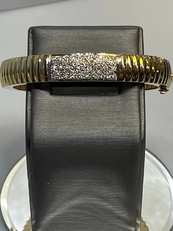 ladies-heart-tassel-bracelets-14KT Y/G Fluted Bangle With Diamond Pave Center Bracelet