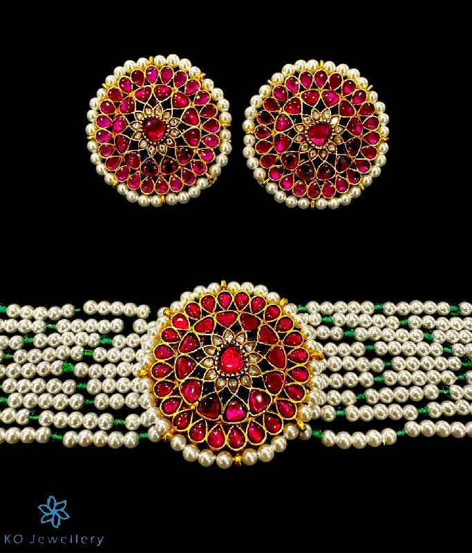 Ladies earrings wide hoops -The Hasvika Silver Jadau  Necklace & Earrings