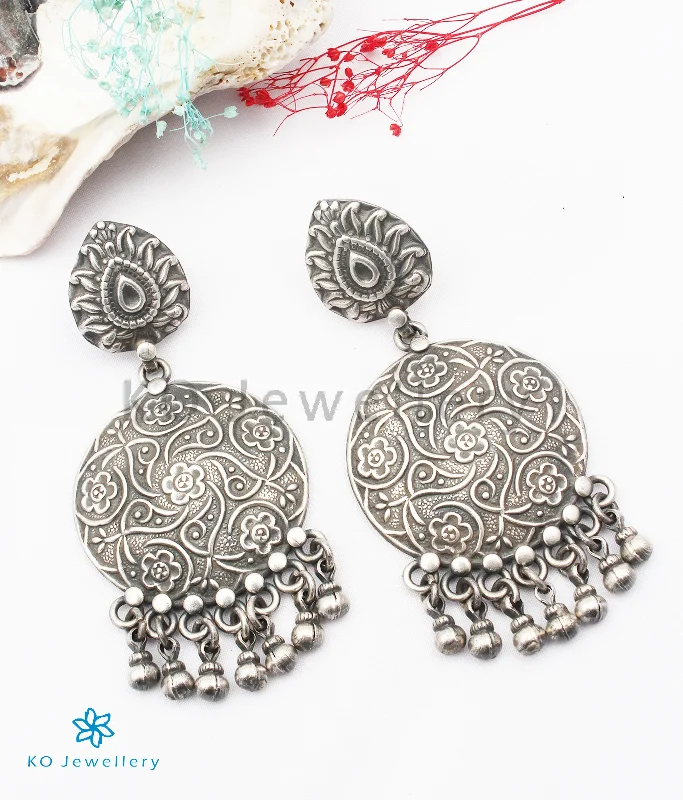 Ladies earrings sci-fi flair -The Inaya Silver Earrings