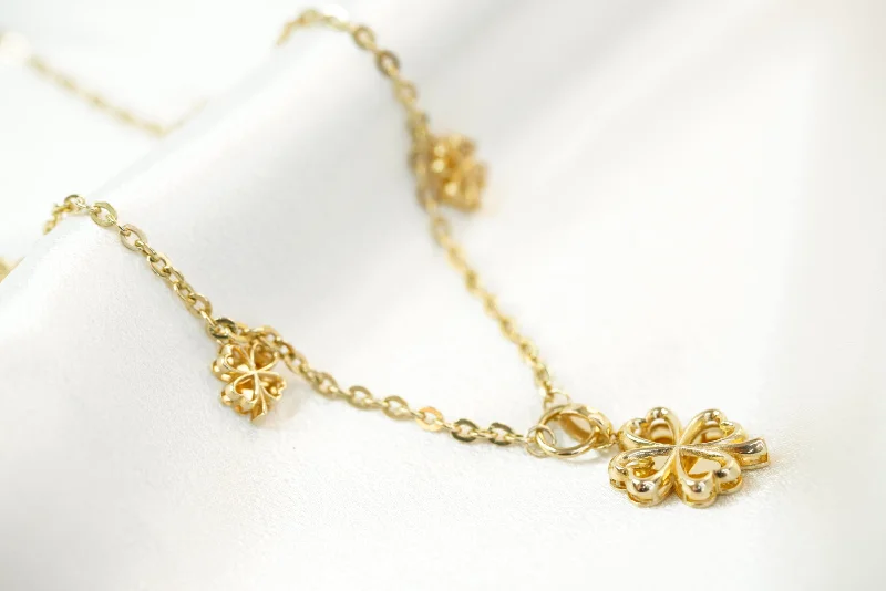 ladies-crystal-layered-necklaces-14k Clovers Necklace