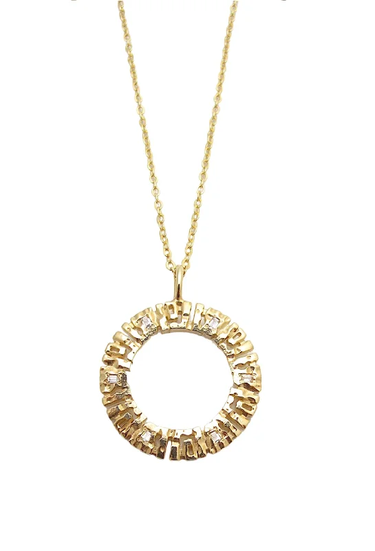 ladies-moon-rose-gold-necklaces-Lucca Medallion Necklace